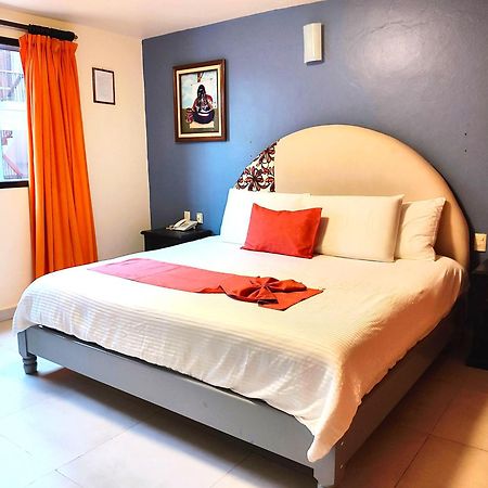 Hotel Jardines Del Carmen Сан-Кристобаль-де-Ла-Касас Экстерьер фото