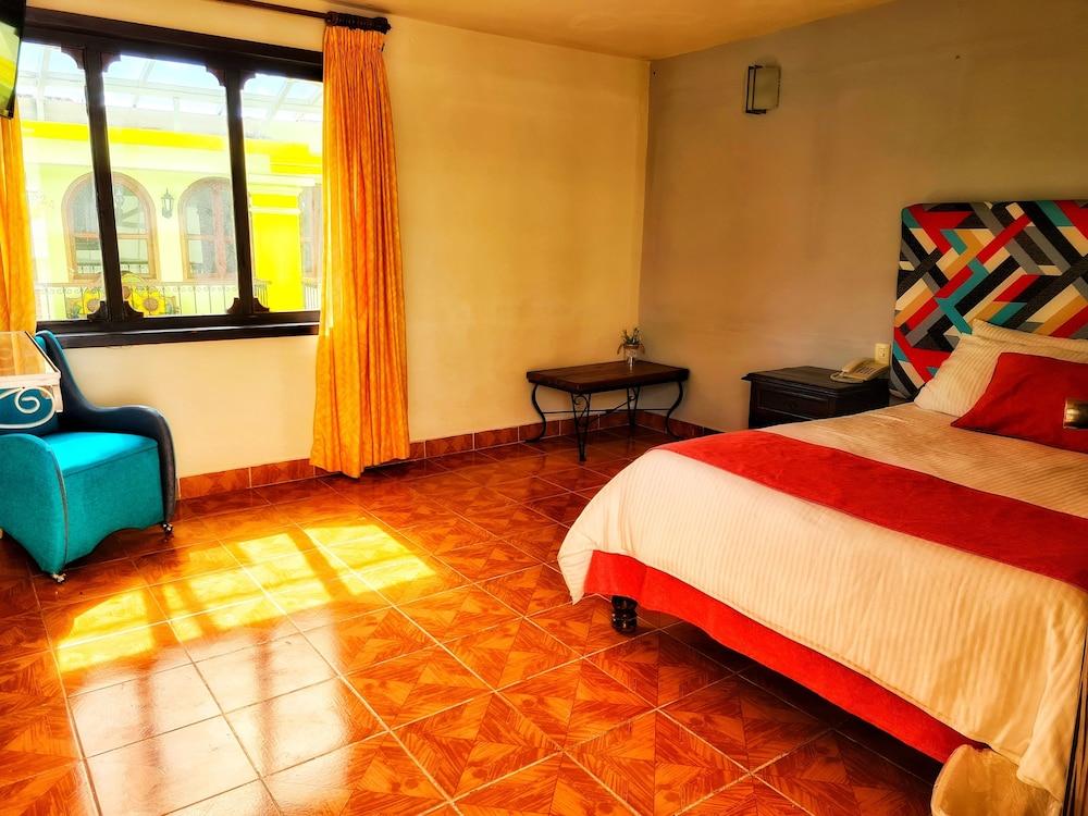 Hotel Jardines Del Carmen Сан-Кристобаль-де-Ла-Касас Экстерьер фото