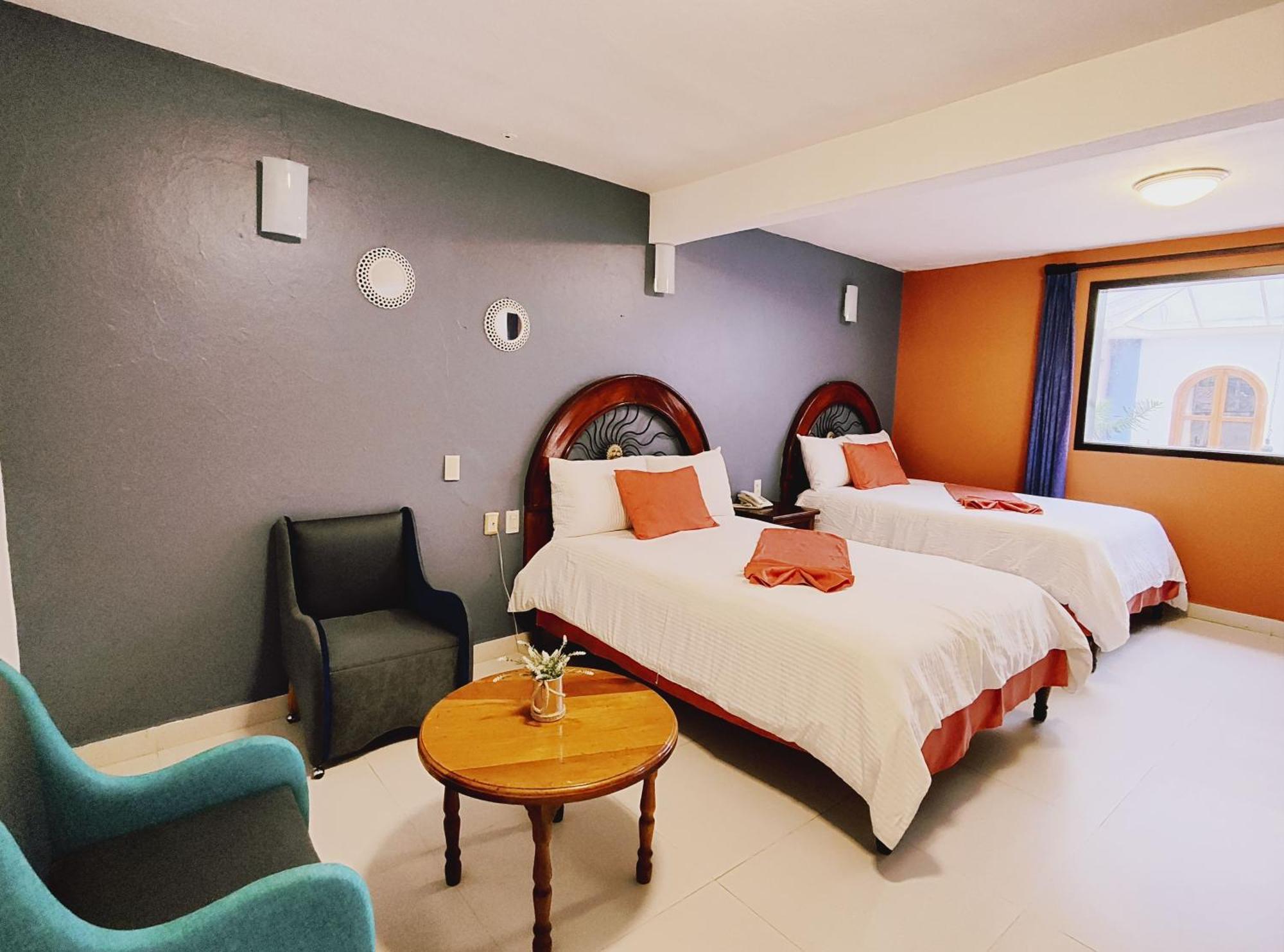 Hotel Jardines Del Carmen Сан-Кристобаль-де-Ла-Касас Экстерьер фото