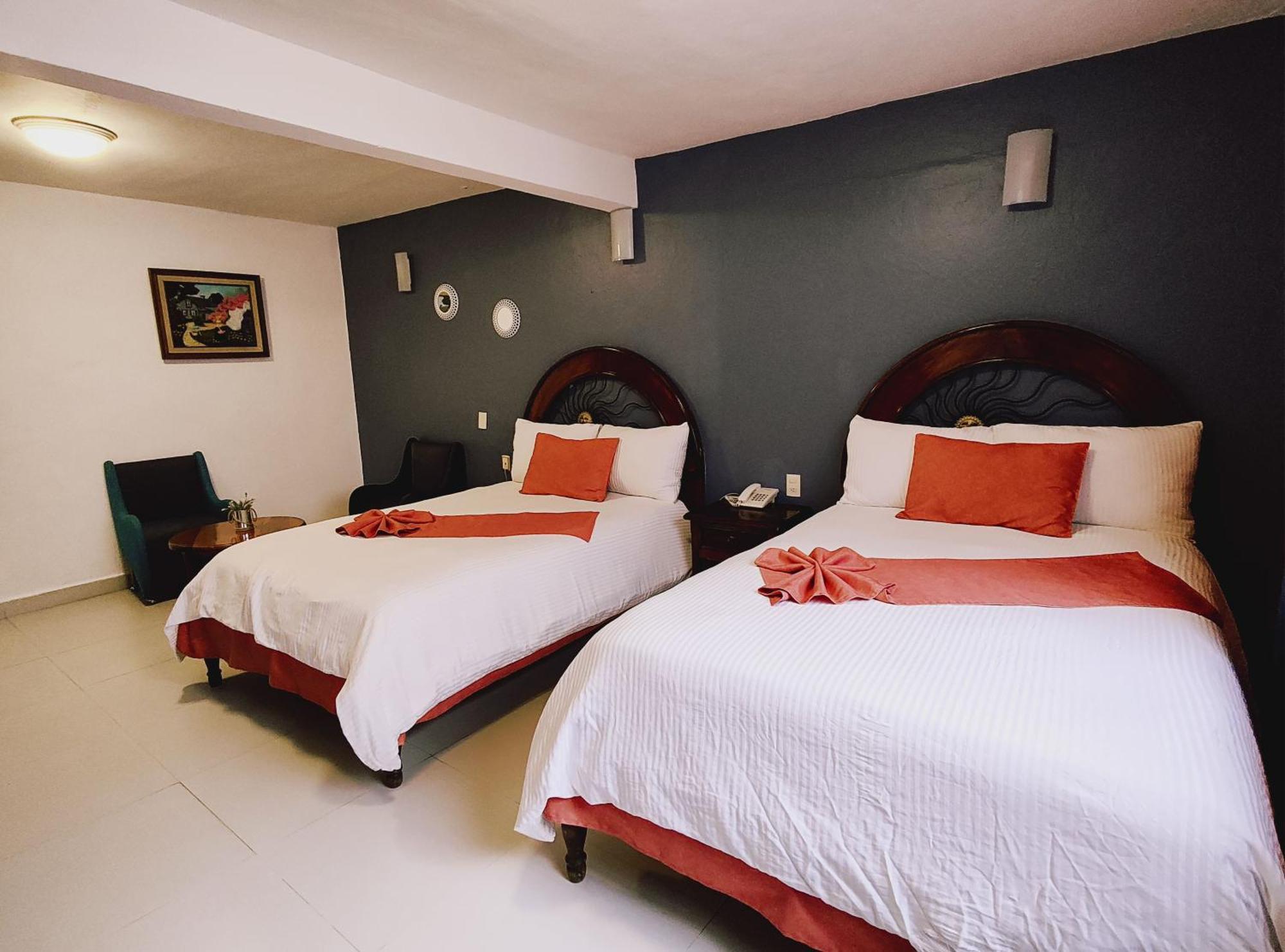 Hotel Jardines Del Carmen Сан-Кристобаль-де-Ла-Касас Экстерьер фото