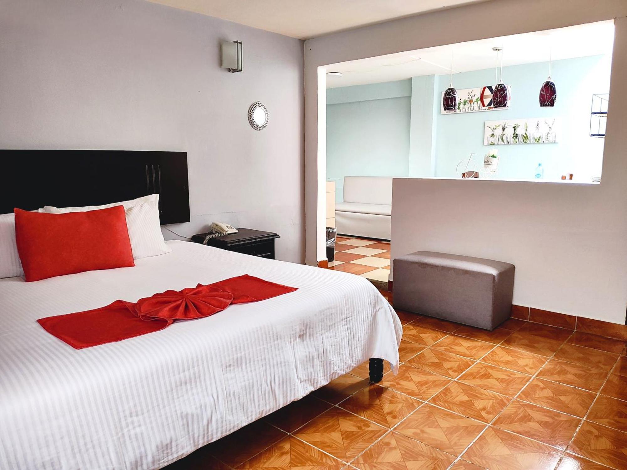 Hotel Jardines Del Carmen Сан-Кристобаль-де-Ла-Касас Экстерьер фото